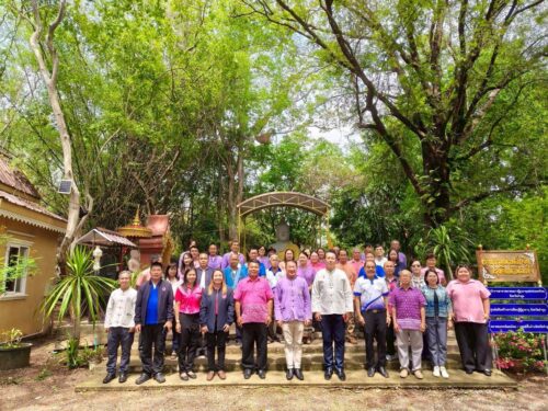 เข้าร่วมเวทีการลงนามบันทึกความร่วมมือ โครงการสนับสนุนการจัดสวัสดิการชุมชนจังหวัดลำพูนฯ